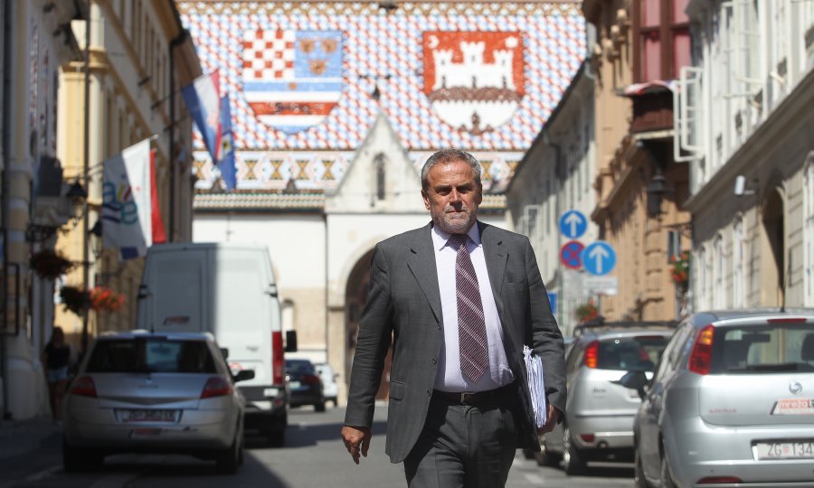 Grad Zagreb oglasio se o smrti Bandića: Živio je za svoj grad, za Zagrepčanke i Zagrepčane