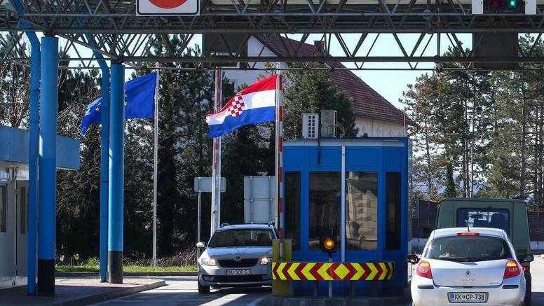 CARINIK HERCEGOVCIMA ZABRANIO PROLAZ U PETRINJU! Izbio skandal: Pogledajte kako su reagirali