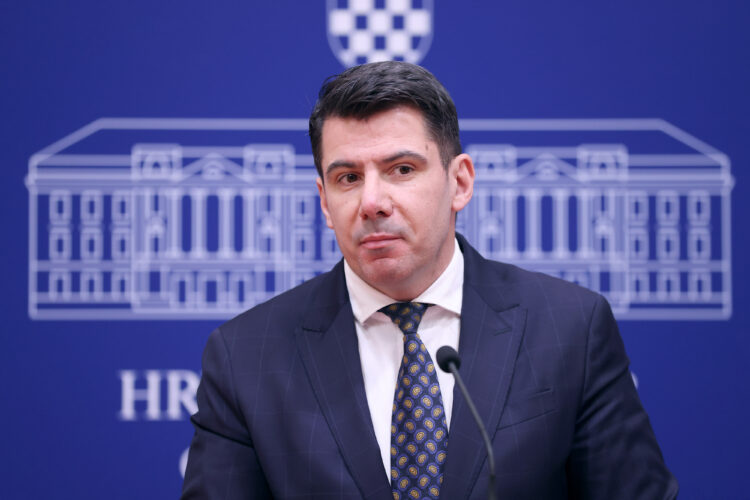 Grmoja: Steže se obruč oko Obuljen Koržinek i suradnika