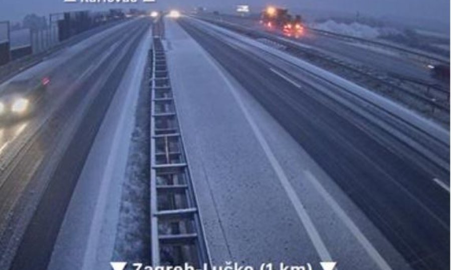 Oprez u prometu: U Gorskom kotaru i Lici pada snijeg, a u središnjoj i sjeverozapadnoj Hrvatskoj mjestimice susnježica, evo gdje su problemi