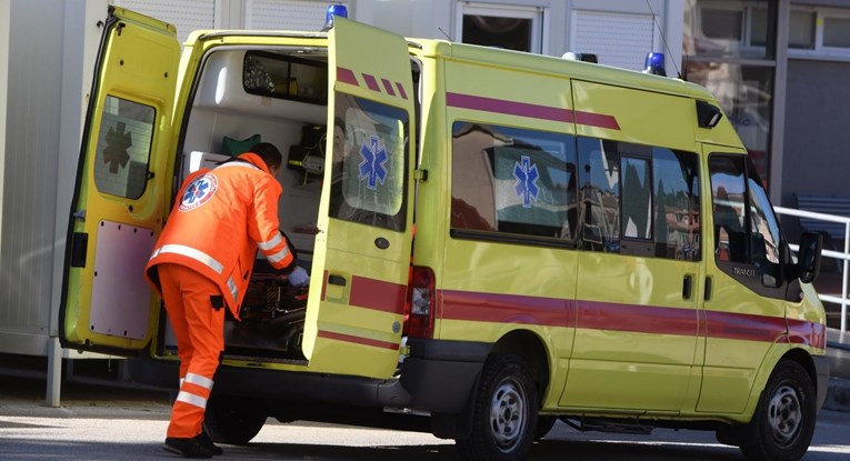SPRIJEČILI TRAGEDIJU Drama na Jarunu! Radnici kosili travu i ugledali muškarca koji se utapa: "Bez trenutka oklijevanja..."