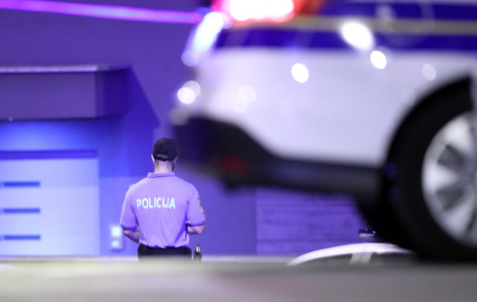 STAVILI MU NOŽ POD GRLO Mladi Romi u okolici Čakovca napali dostavljača pizze!