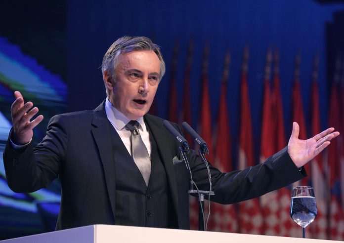 (VIDEO) DUGO OČEKIVANO OBRAĆANJE: Miroslav Škoro otkrio za koga će glasati u drugom krugu