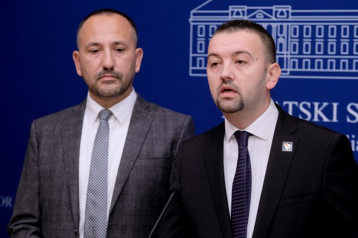 SUVERENISTI: “MUP zataškava pljačke i provale koje čine ilegalni imigranti”