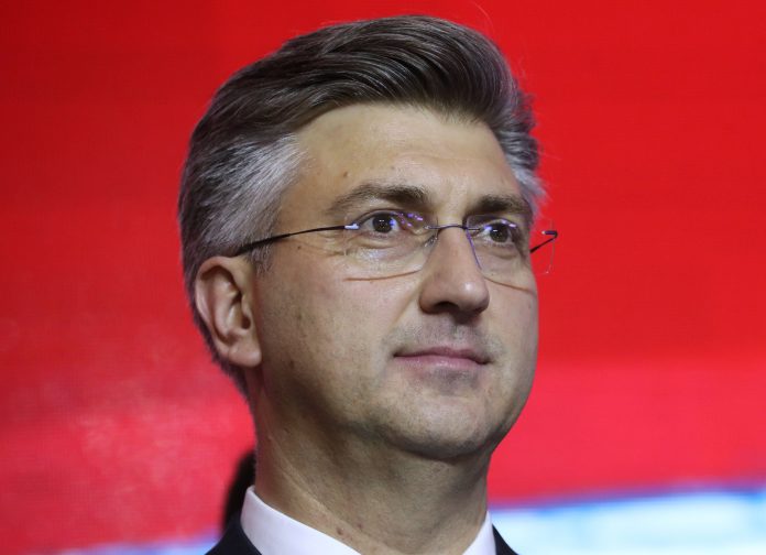 PLENKOVIĆU GORI POD NOKTIMA: Mandat u HDZ-u mu ističe već 17. travnja! U ožujku izbori u HDZ-u!