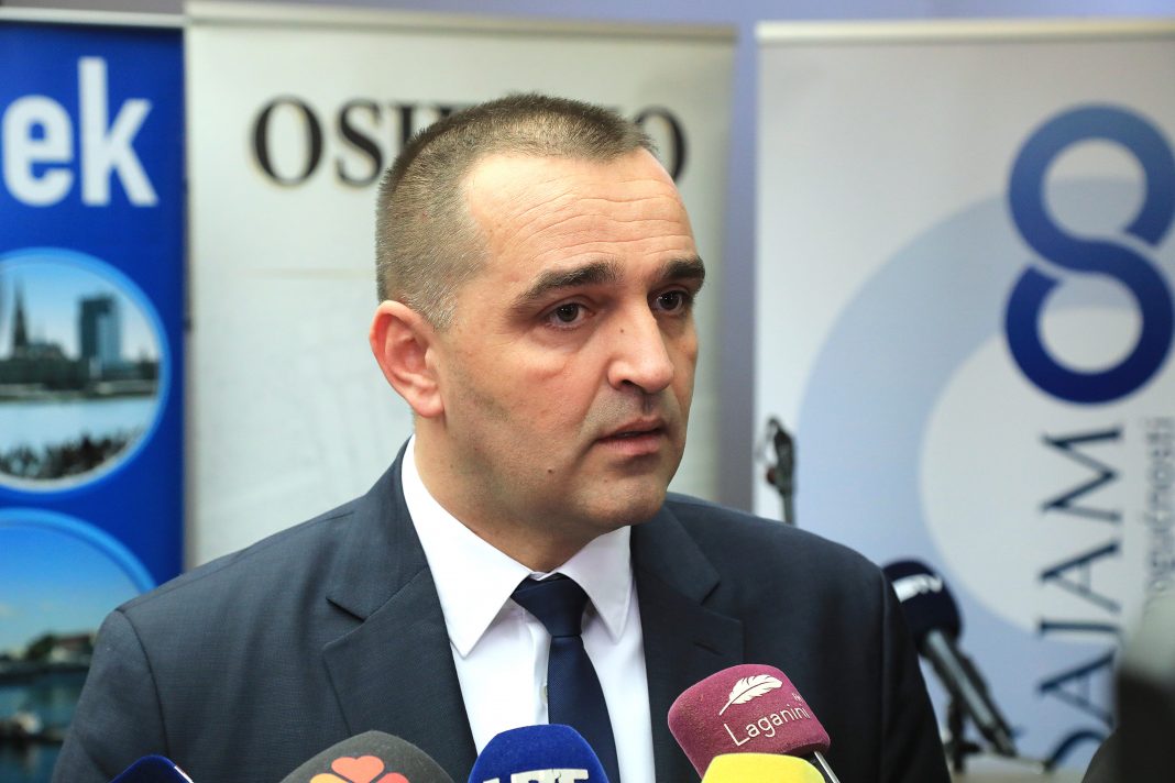Još jedan utjecajni HDZ-ovac u Slavoniji izlazi iz stranke i najavljuje samostalnu kandidaturu