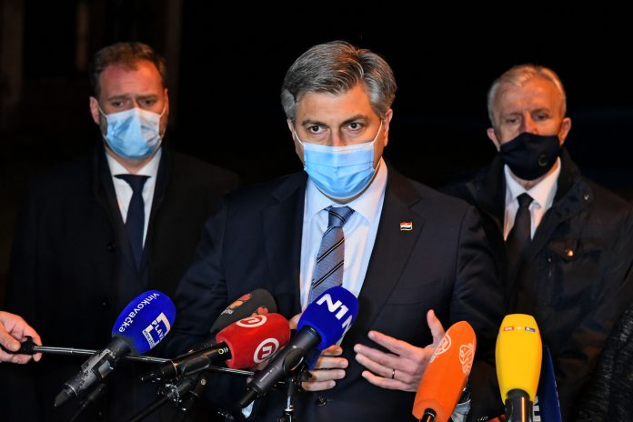 Plenković: “Rješenje za suzbijanje koronavirusa je cijepiti 70 posto stanovništva”