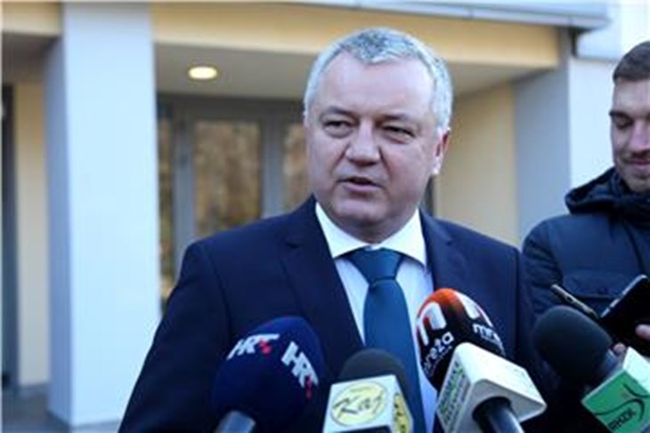 USKOK: Evo za što se konkretno tereti uhićeni ministar Horvat