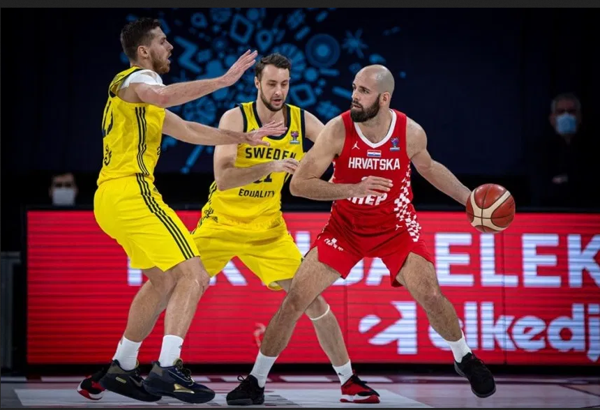 Hrvatska se pobjedom protiv Švedske plasirala na EuroBasket 2022.