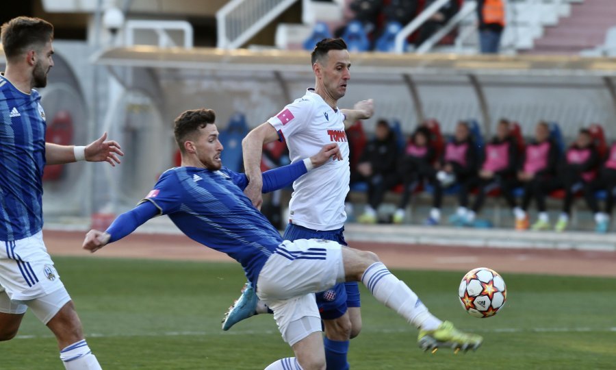 Goropadni Hajduk deklasirao Lokomotivu i sustigao Rijeku
