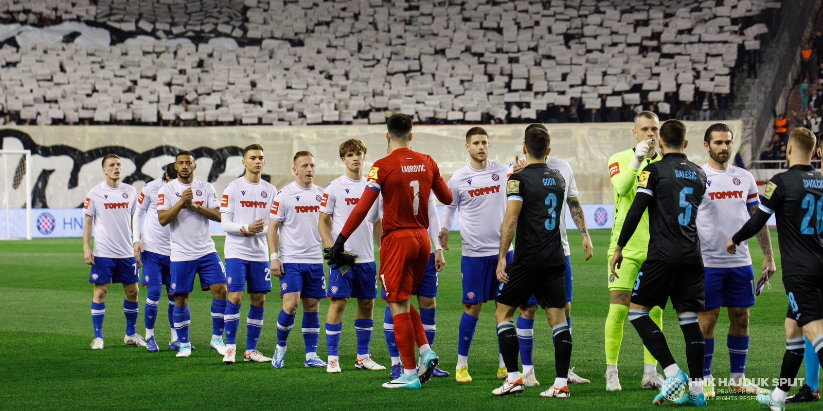 Jedina je istina da je Hajduk bio nemoćan, a igrač koji to može popraviti bio je na Poljudu samo gledatelj