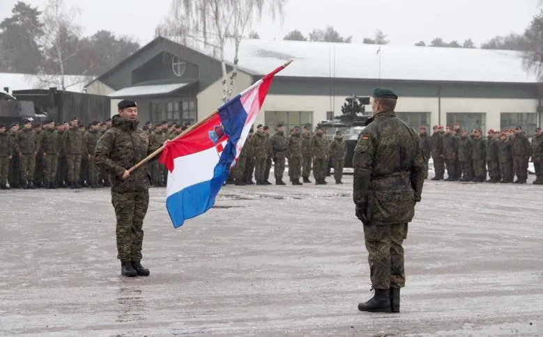 MORH: Tri pripadnika 2. hrvatskog kontingenta u Litvi pozitivna na koronavirus
