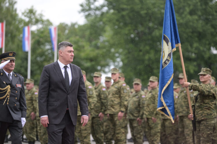 Zoran Milanović bez objašnjenja zabranio vojnu vježbu ratnih brodova