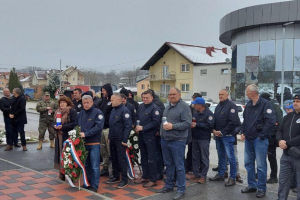 Obilježena 31. obljetnica osnutka HVO-a i 18. obljetnica 1. pješačke (gardijske) pukovnije OS BiH.