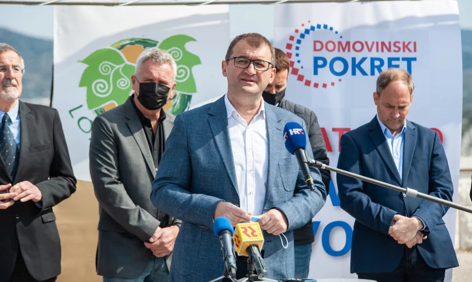 ŠIBENSKO-KNINSKA ŽUPANIJA Most i Domovinski pokret formirali Klub vijećnika; prva zajednička odluka podrška Jeliću