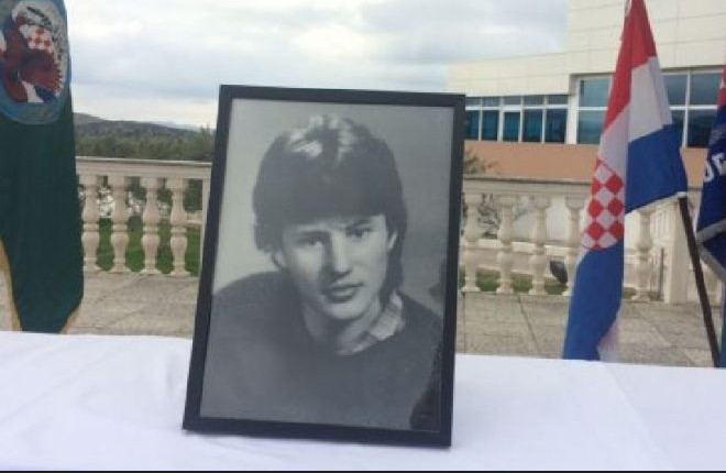 RUJANSKI RAT - ZAPOVJEDNIK JNA MARINKU ISPUCAO DVA RAFALA U GLAVU: Hrvatski sud ga oslobodio i dosudio mu milijunsku odštetu