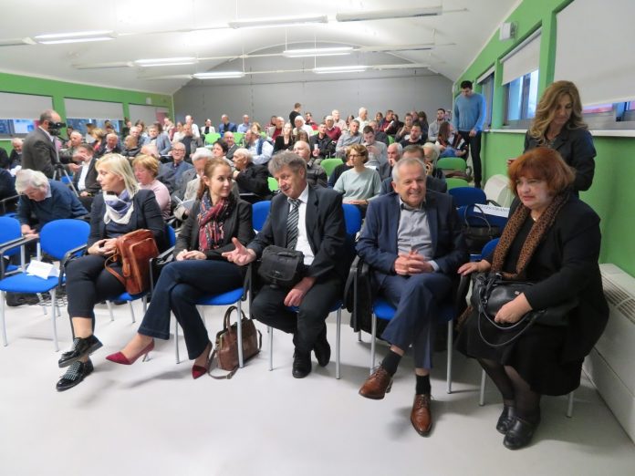 (FOTO) Hrvatsko žrtvoslovno društvo održalo kongres ‘Totalitarizmi XX. stoljeća i njihove posljedice za hrvatski narod’