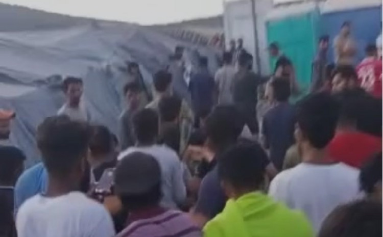 RAT POLICIJE I ILEGALNIH IMIGRANATA U BIHAĆU: Napali policiju kamenjem!
