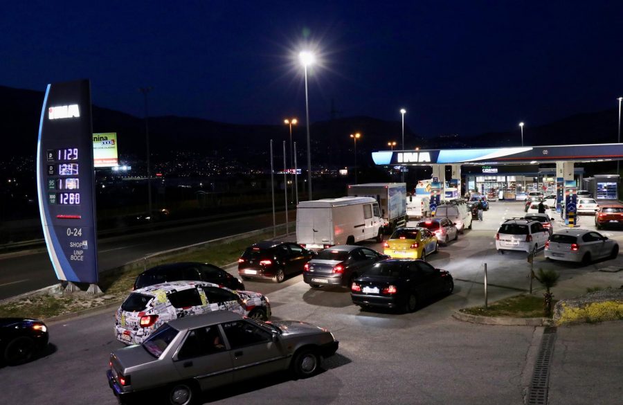 Gorivo je u Mađarskoj jeftinije, a od sutra će razlika po tanku biti oko 200 kn