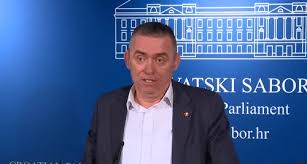 PANIKA U DP-U Ćipe se uznemirio pred kamerama, preklinje Plenkovića da ih ne osramoti u Vukovaru: ‘Pa neće valjda s tim ljudima...‘