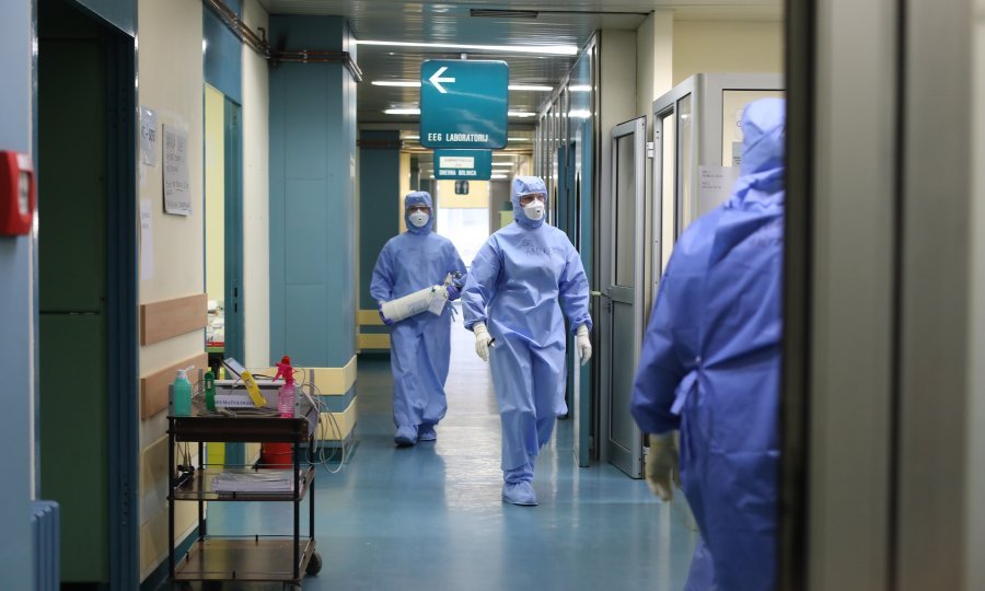 Ispovijest odvjetnika koji je završio u KB Dubrava: Zbrka je, nema reda, fali ljudi, a donedavno nije bilo ni lijekova