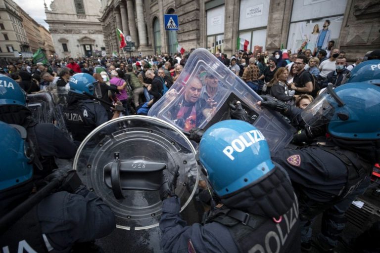 Italija na nogama zbog radikalne odluke Vlade – nitko ne može na posao bez COVID potvrde ili negativnog testa