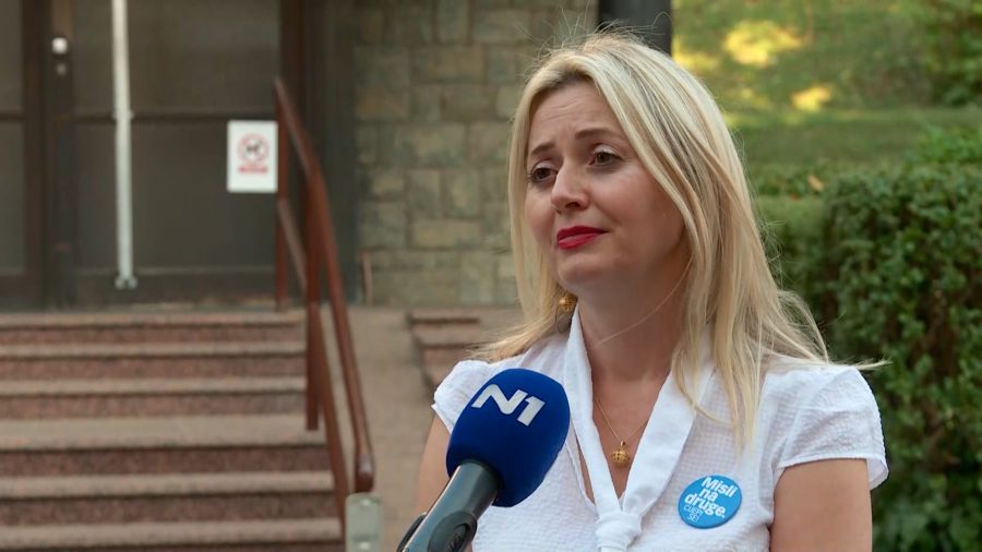 Capakova zamjenica: Najbolja mjera je da onaj tko je bolestan ne ide u školu