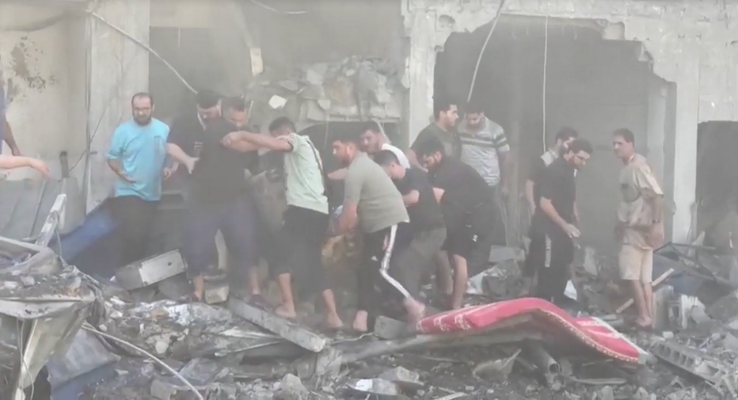 Izraelske rakete pogodile područje evakuiranih Palestinaca: Tragedija s više od 70 žrtava, uključujući mnoge obitelji