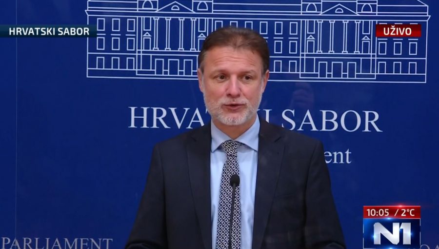 “Oni koji se ne žele testirati ili nemaju covid-potvrdu, sjednice prate online”