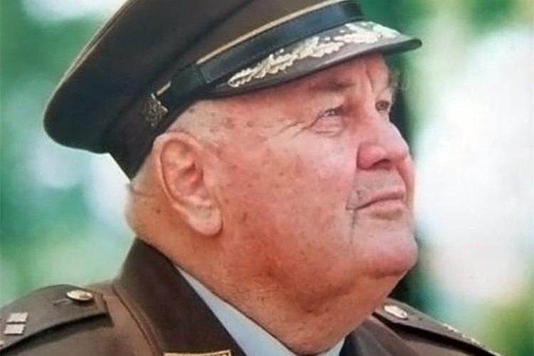 In memoriam Janko Bobetko (1919. - 2003.)