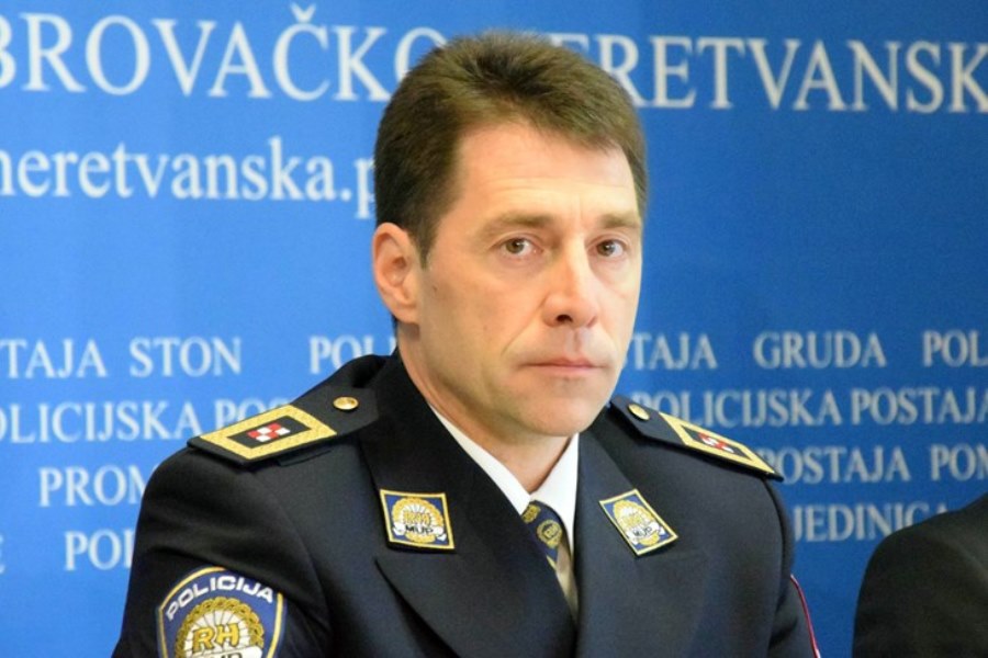 I ovo je moguće: Bivši zamjenik ravnatelja policije Josip Čelić platio 1,2 milijuna kuna poreza – gotovinom