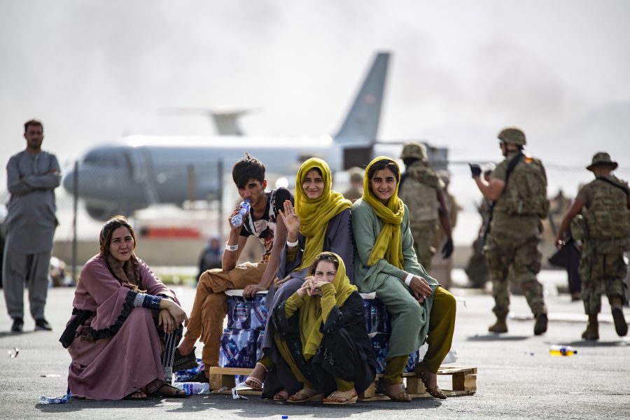 Amerikanci u Kabul šalju zrakoplove za evakuaciju, na aerodromu još 20.000 ljudi