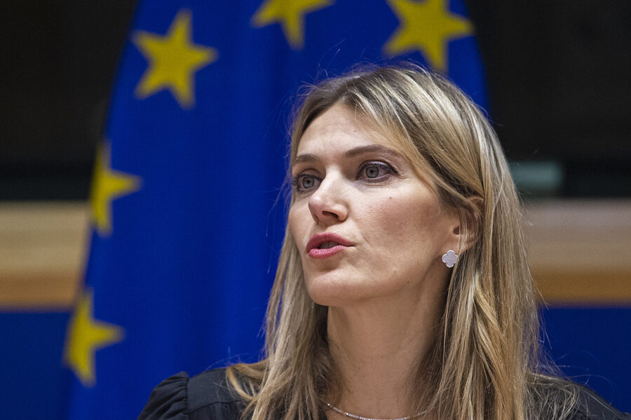 Politico: Kako su sestre Kaili ispreplele lobiranje i politiku