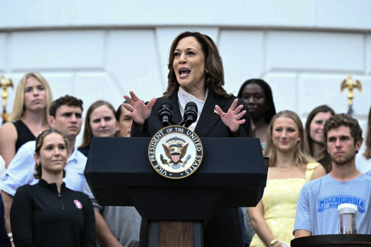 Kamala Harris: “Bidenovo nasljeđe nema premca u modernoj povijesti”