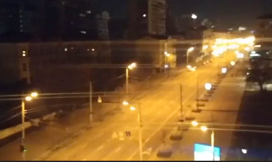 VIDEO Eksplozije odjekuju Kijevom, vode se žestoke bitke, čuju se i sirene
