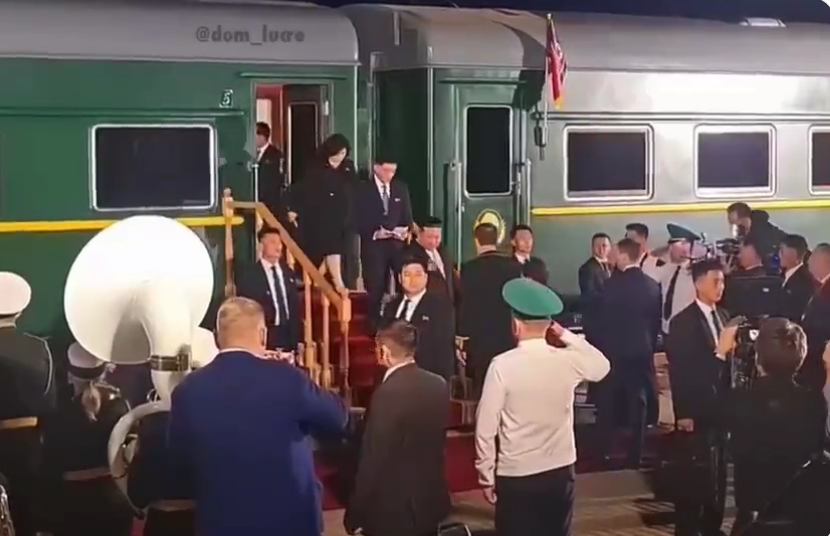 FOTO/VIDEO Kim Jong Un stigao u Rusiju: Putin održao govor o oružju
