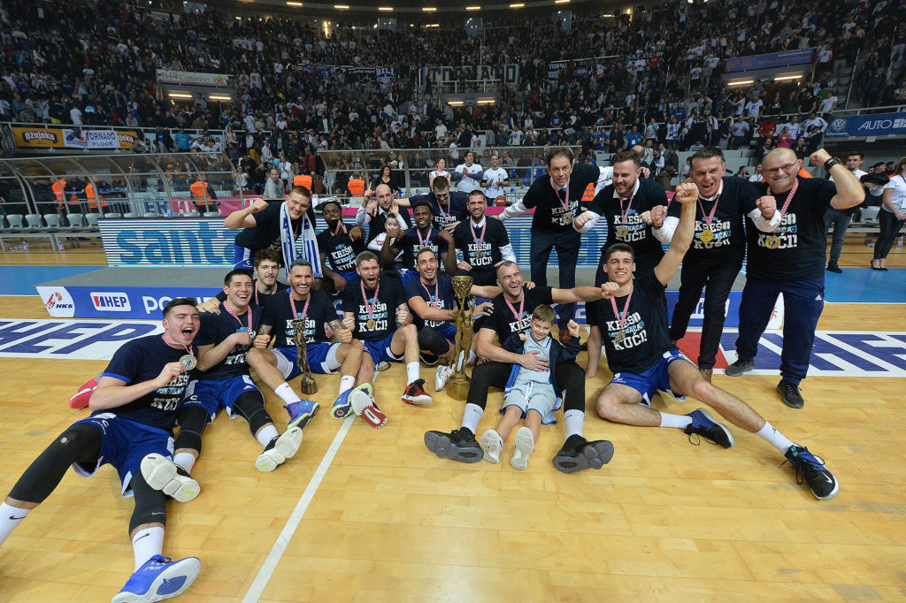 VIŠNJIK JE GORIO, A SADA DOLAZE POSLJEDICE: Poznate su kazne za košarkaško finale pred navijačima