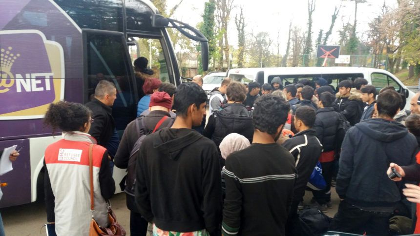 Policija se sukobila sa migrantima u Velikoj Kladuši