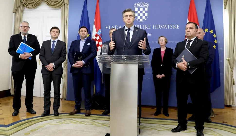 Prije točno godinu dana potvrđen je prvi slučaj korone u Hrvatskoj, podsjećamo koje su poruke upućene...