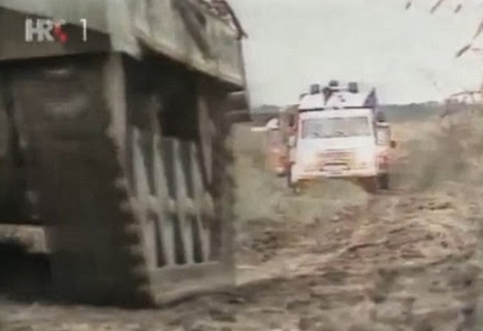 19. listopada 1991. Humanitarni konvoj (Vukovar) – spašeno više od stotinu ranjenika iz bolnice