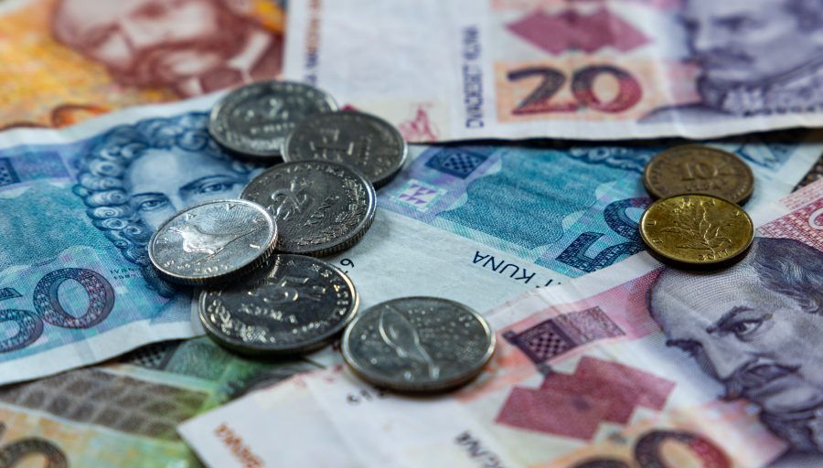 Zbogom, kuno: Petsto milijuna komada novčanica odlazi u rezališta