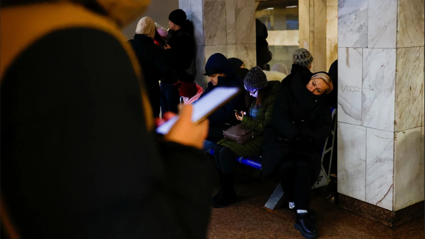 Ruski raketni napad na ukrajinsku energetsku mrežu: Milijuni bez struje, novi pozivi na pomoć