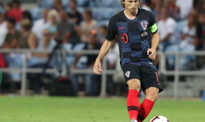 HRVATSKA – ŠVEDSKA: Dalić iznenadio sve sastavom za ključnu utakmicu, ovakvu Hrvatsku nikad nismo vidjeli