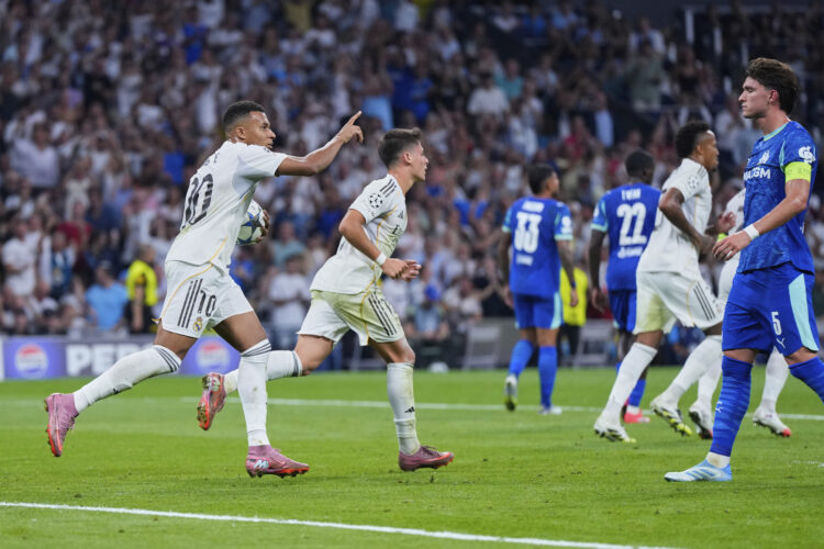 Luda večer Lige prvaka: Juventus i Borussia u golijadi 4:4, Qarabag šokirao Benficu