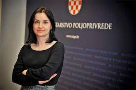 PROBLEM SVINJSKE KUGE  Ministrica poljoprivrede bila na sastanku sa svinjogojcima, pao i dogovor
