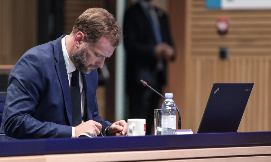 Banožić u srednjoj školi nije briljirao, dvaput završio na popravnom