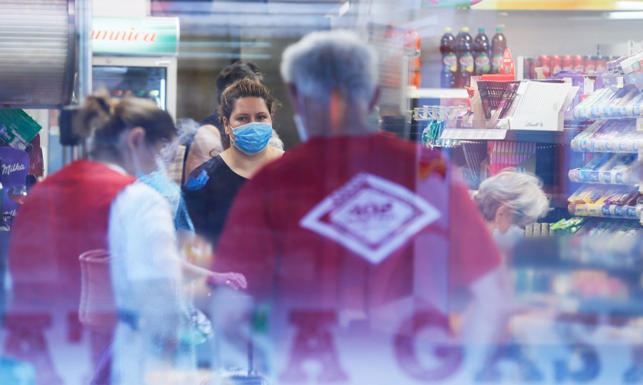 OD DANAS VRIJEDE NEKA SASVIM NOVA PRAVILA: Zaštitne maske više nisu preporuka, već obveza