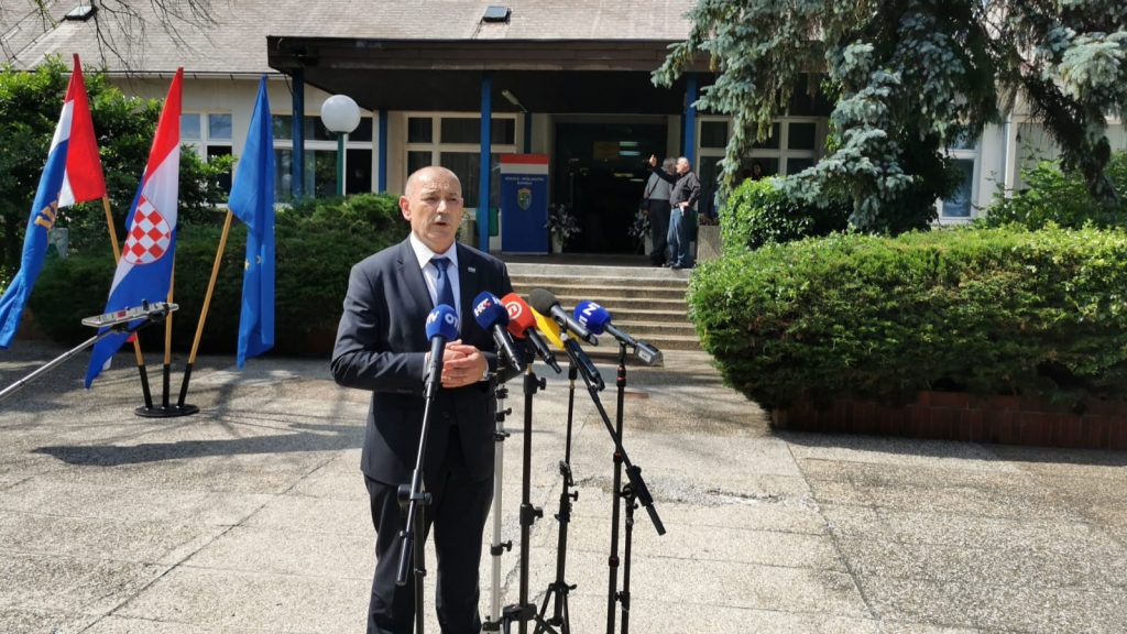 Medved: Samo Milanović zna zašto je toliko fokusiran na premijera Plenkovića