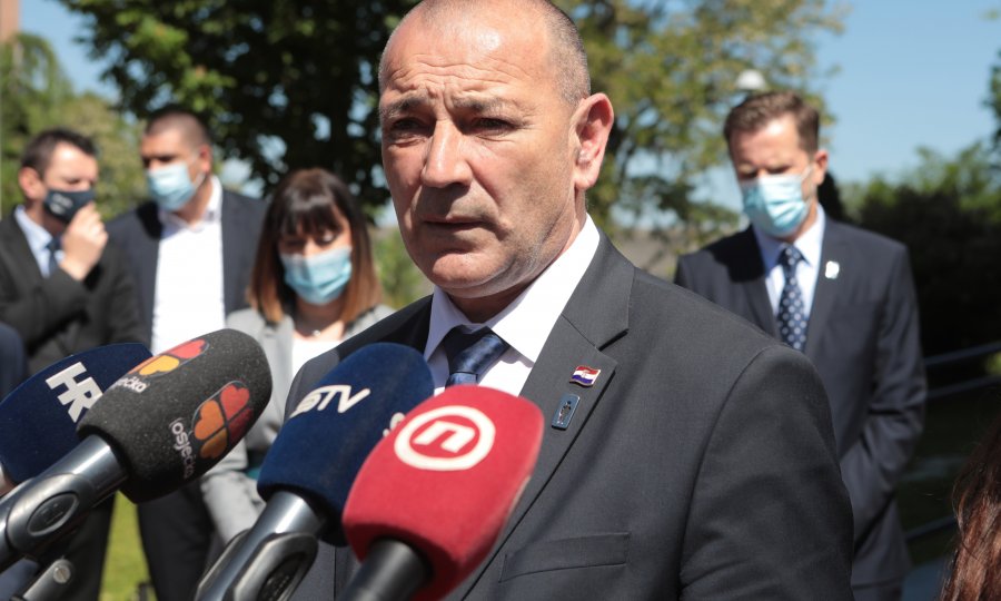Medved: Nastavit ćemo obilježavati VRO Oluju u cijeloj Hrvatskoj, Knin ostaje kao stožerna točka pobjede u Domovinskom ratu
