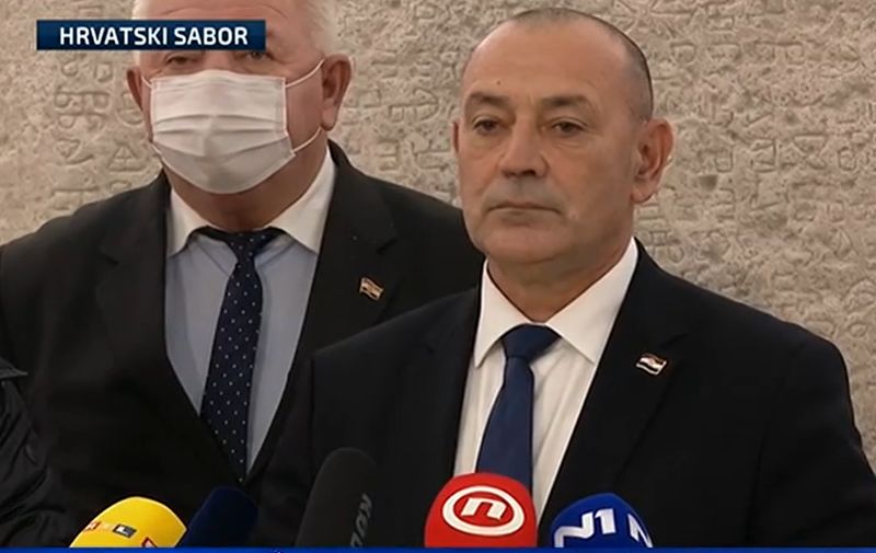 Potpredsjednik Vlade Medved odao počast braniteljima u Dubrovačkom primorju